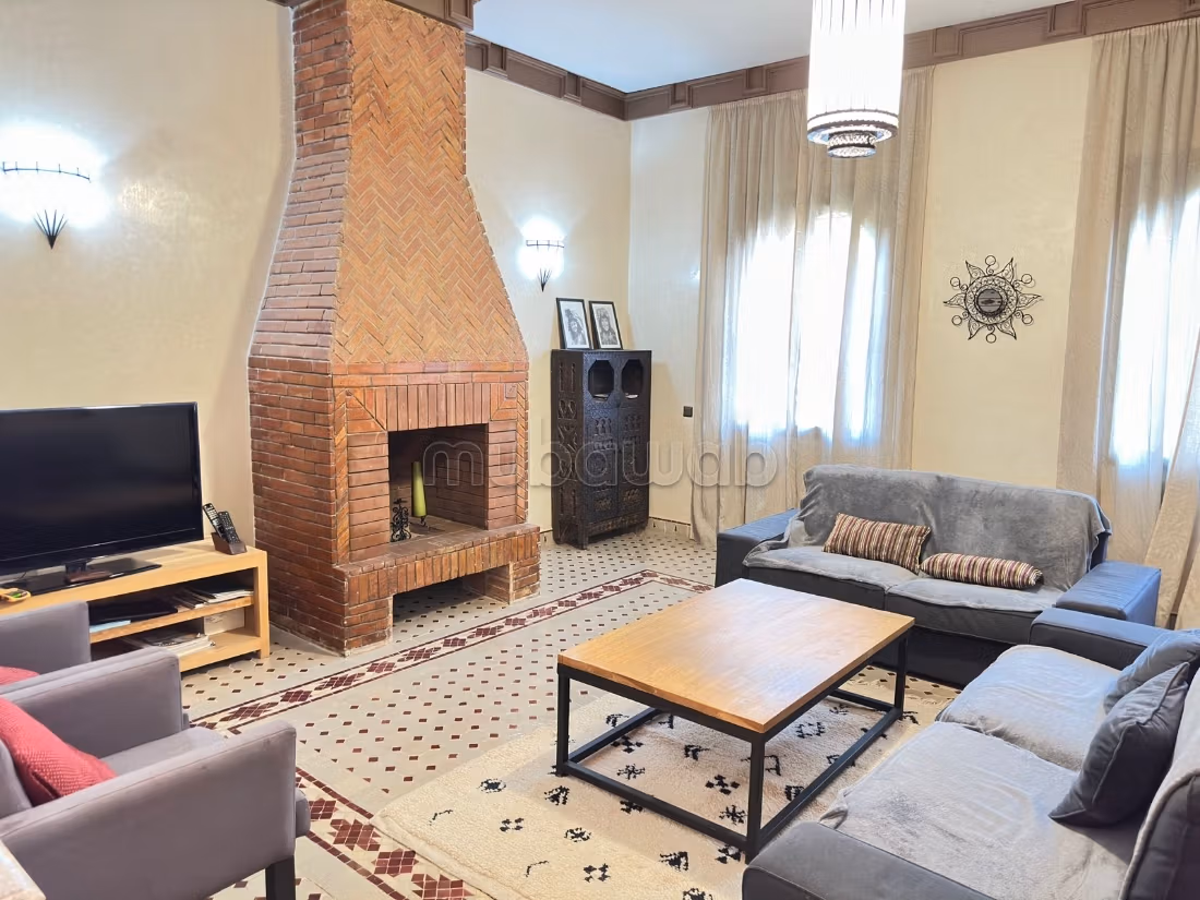 Luxury villa with garden, pool