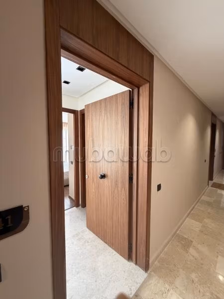 Apartment for rent in Gauthier. 2 rooms. Fully furnished