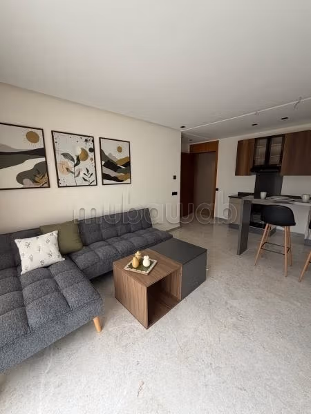 Rent this apartment in Gauthier. 2 rooms. Storage unit