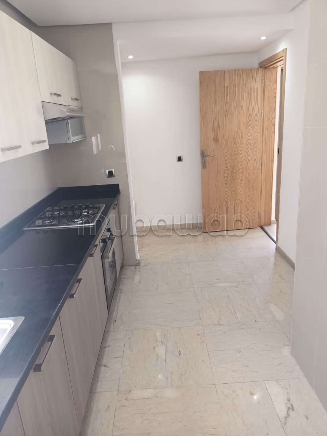 Superbe appartement à louer à Maârif. 2 chambres agréables. Ascenseur et places de parking — 5