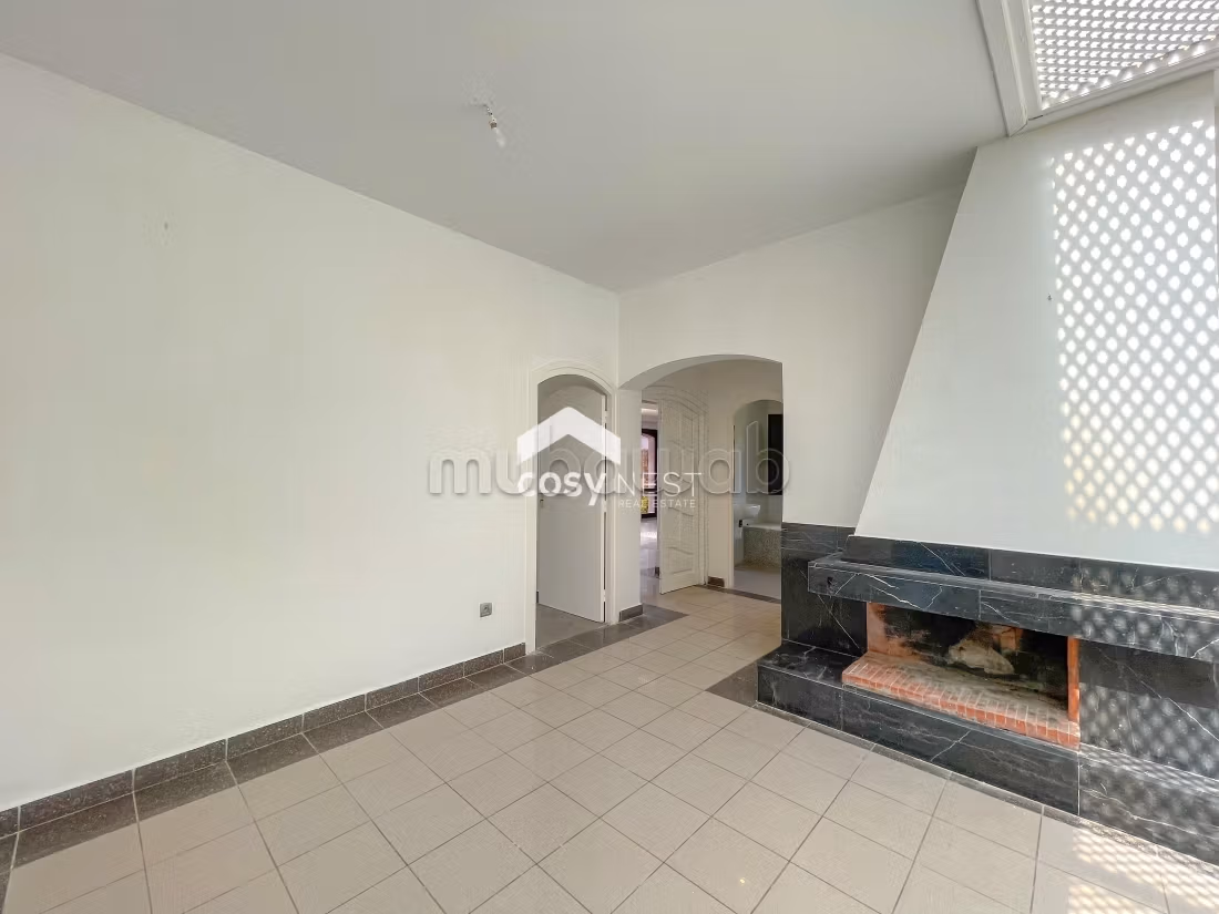 Eccezionale casa di lusso in affitto a Ain Diab. 4 camere da letto. Piscina e camino