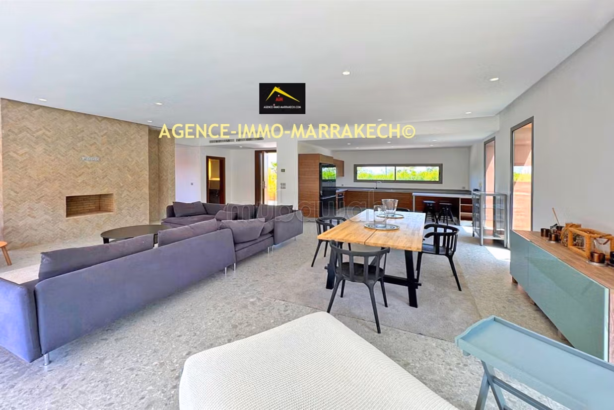 Villa de 4 suites, 4 Façades, 822 m², avec VNA