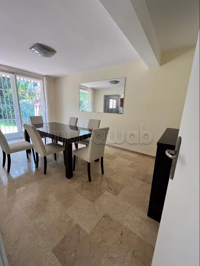 Villa Triplex À louer Cil