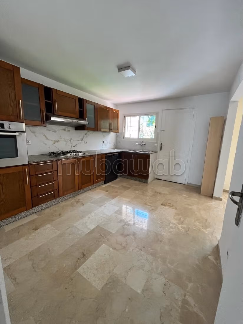 Villa Triplex À louer Cil