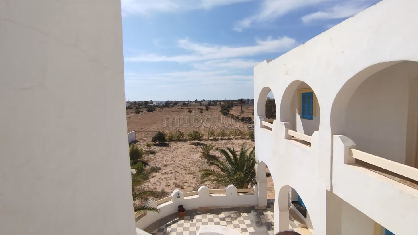 Bellissima casa in vendita a Ajim. 4 camere. Arredato