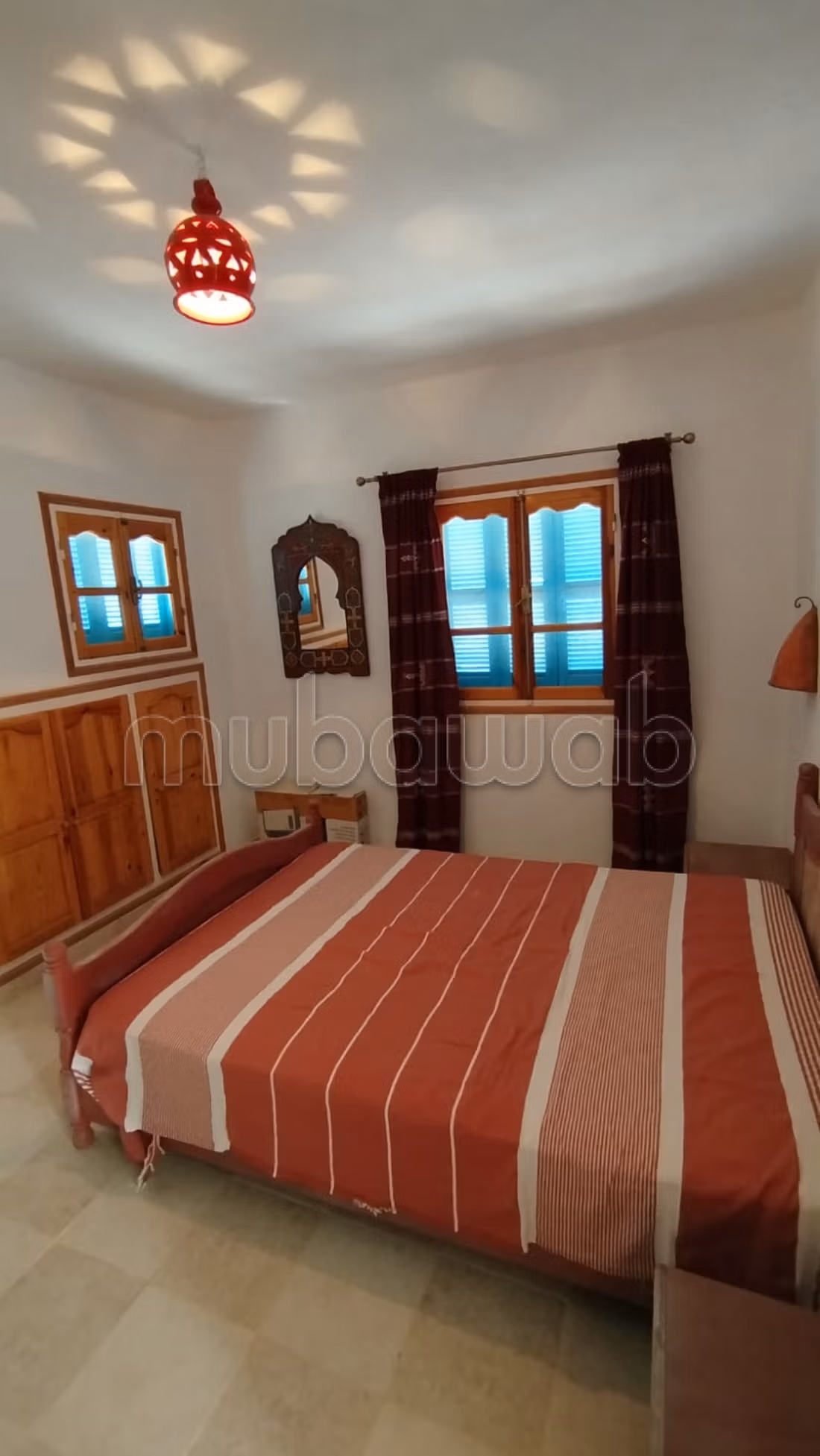 Bellissima casa in vendita a Ajim. 4 camere. Arredato