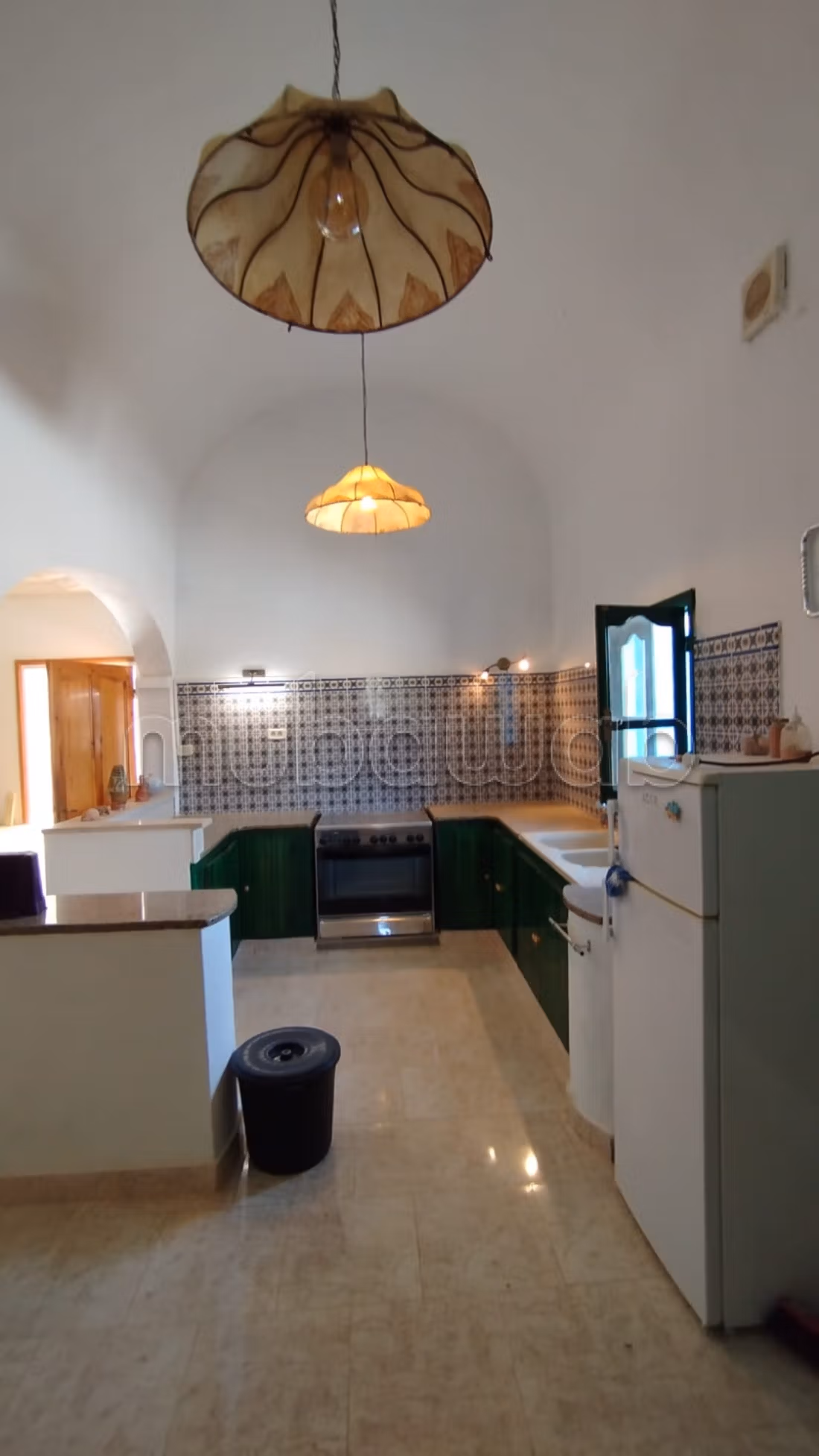 Bellissima casa in vendita a Ajim. 4 camere. Arredato