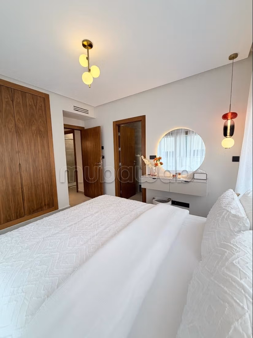 Appartement neuf à louer à Malabata. 2 belles chambres. Nouveau mobilier — 4