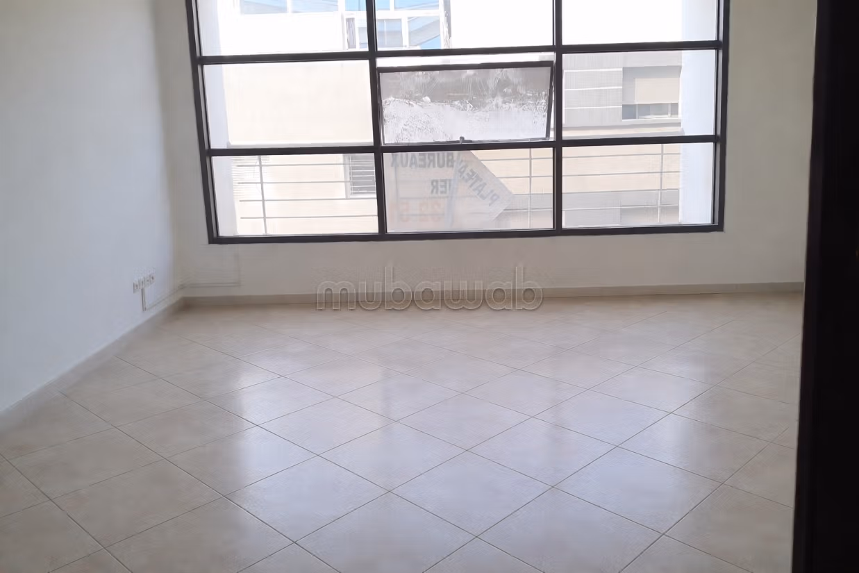 Ufficio in affitto a Sidi Maarouf