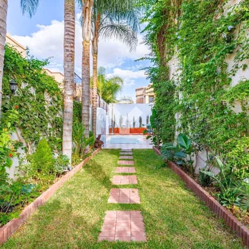 Villa te Koop van 455.0 m² in Marrakech, Route De Fes Atlas Amelkis