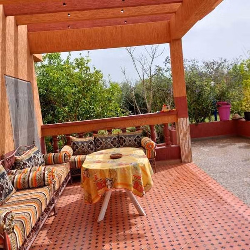 Villa à Vendre de 3400.0 m² à Marrakech, Sidi Abdellah Ghiat