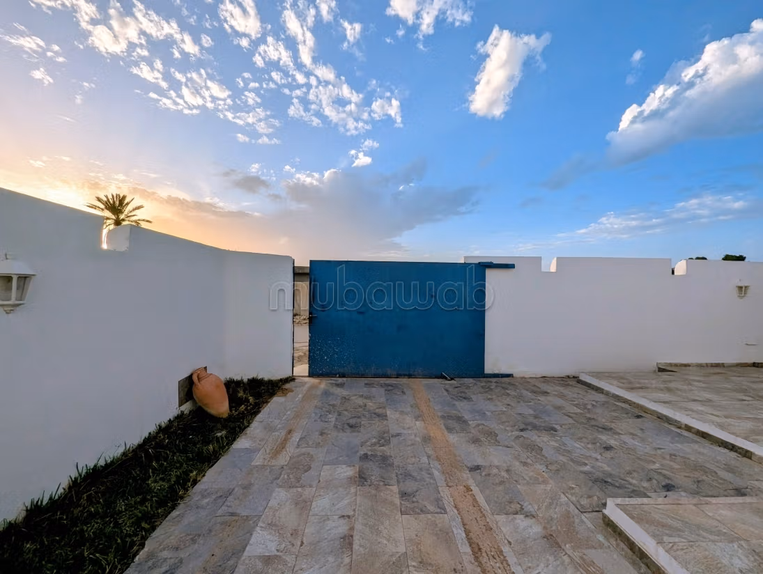 Villa white horizon