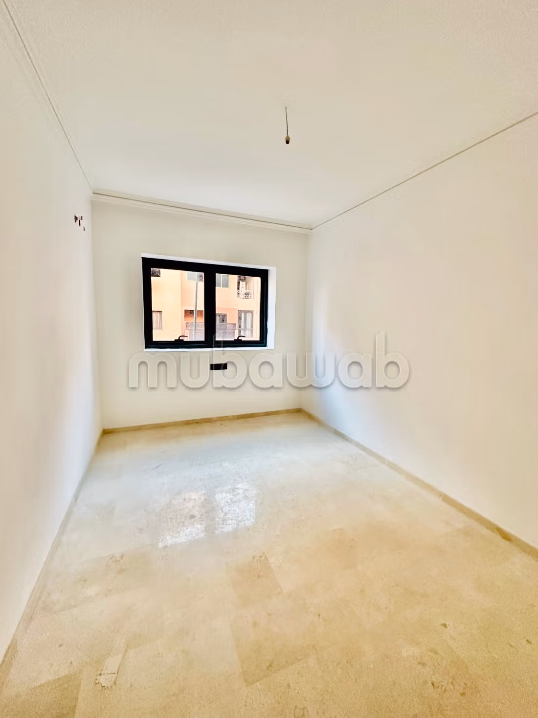 Location jolie appartement vide à semlalia. 100 mètre