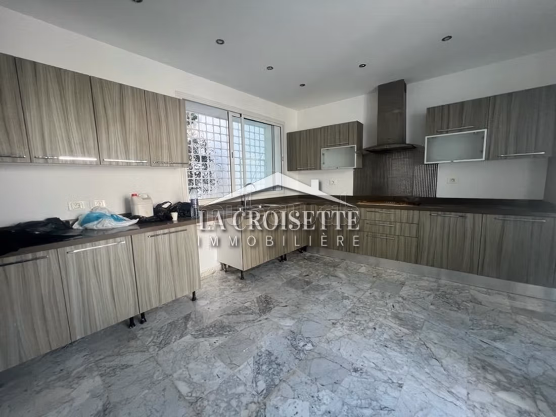 Villa con piscina S4 vista mare a Gammarth