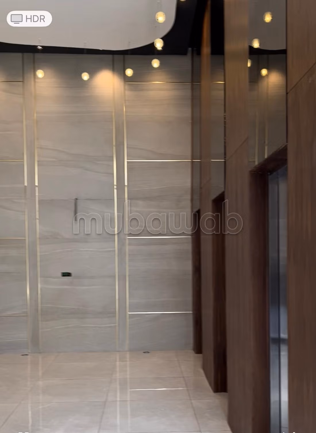 Oficinas en venta en Sidi Maarouf. Superficie 95 m². Doble acristalamiento y calefacción central