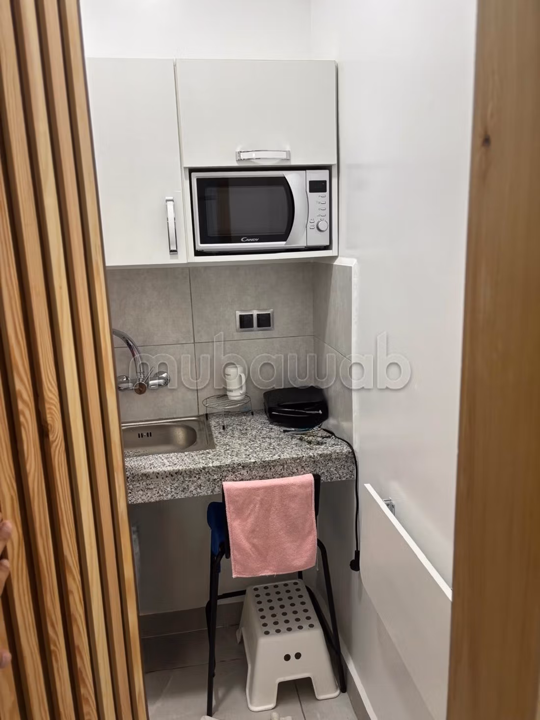 Oficinas en venta en Sidi Maarouf. Superficie 95 m². Doble acristalamiento y calefacción central