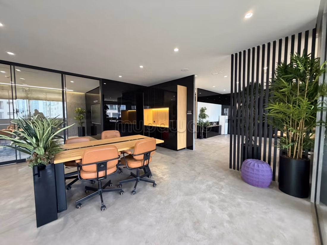 Bureaux en location à Casablanca Finance City. Superficie 180 m². Conciergerie à disposition, système de climatisation