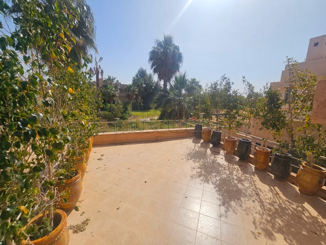 Villa front de golf a la vente