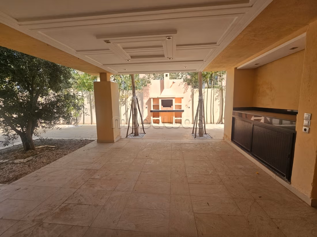 Villa front de golf a la vente