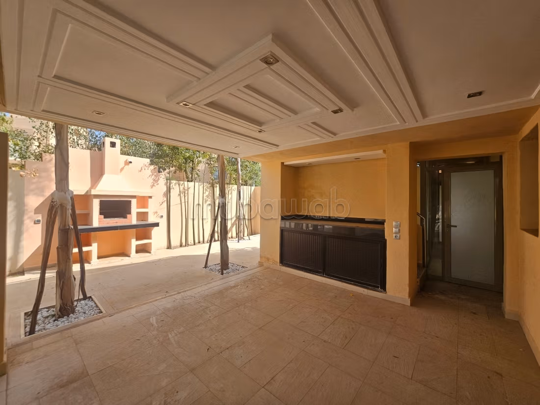 Villa front de golf a la vente
