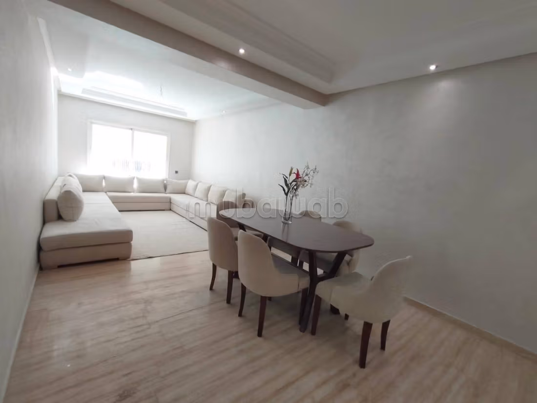 Appartement terrasse meublé 121m² 
Val Floury — 2