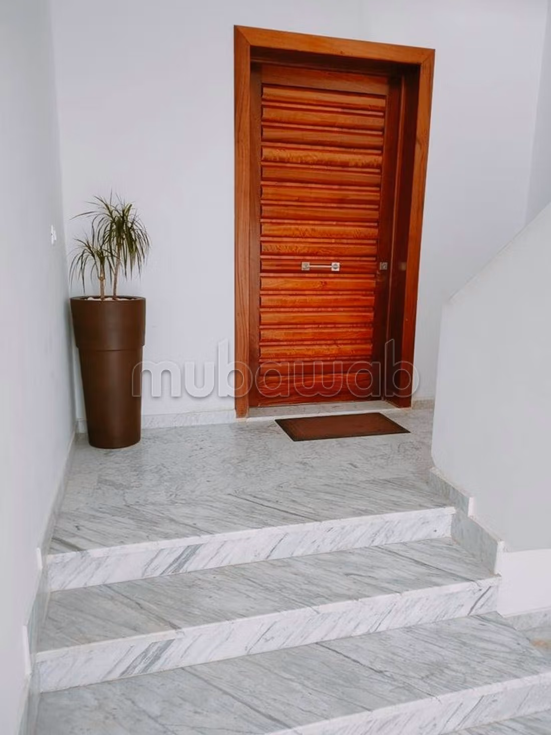 À vendre Villa haut standing avec 2 Etg 
Mornag avec Studio