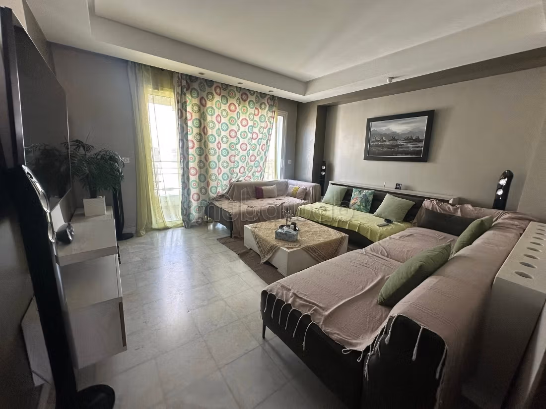 À vendre Penthouse avec studio Lac II