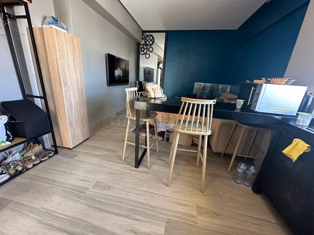 À vendre Penthouse avec studio Lac II