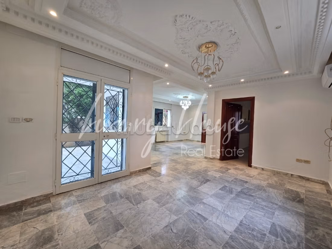 Villa S4 con giardino a Gammarth