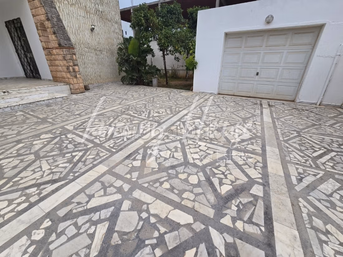 Villa S4 con giardino a Gammarth
