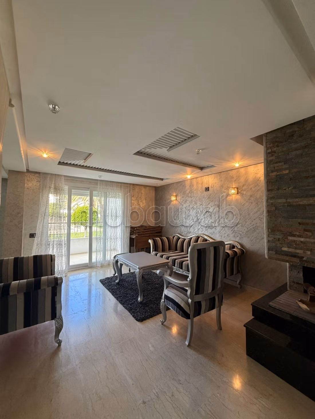 Appartement familial en location a Jbel Kbir
