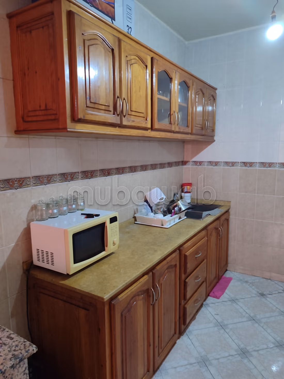 Affittare un appartamento a Khouribga. Superficie totale di 90 m². Arredato