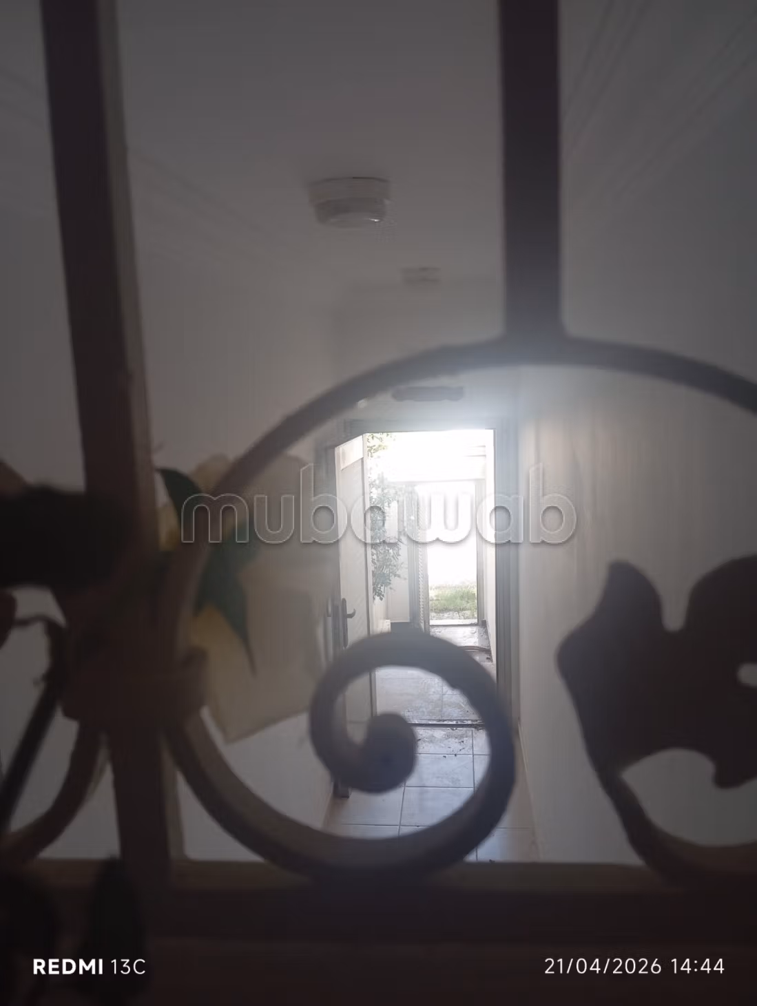 In vendita una villa con piscina e appartamenti a Yasmine Hammamet