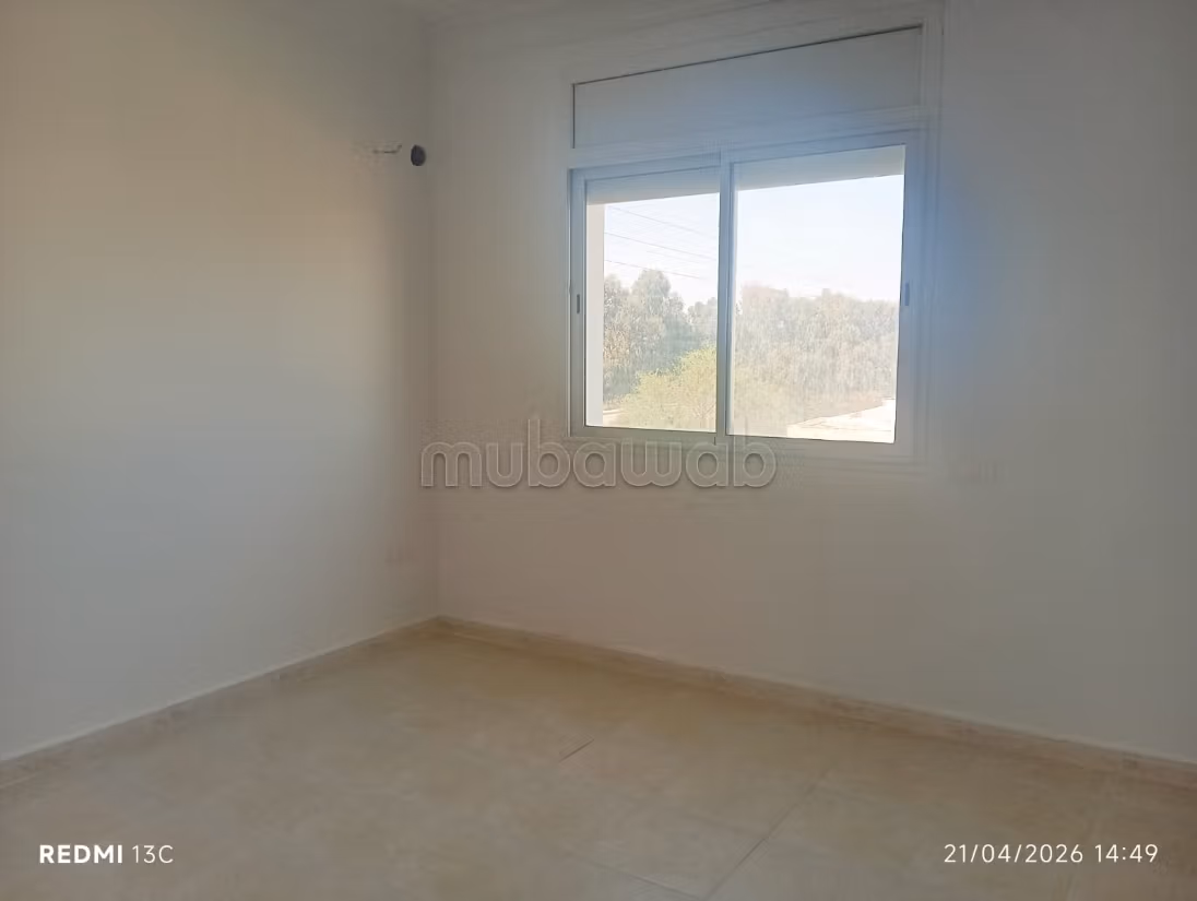 In vendita una villa con piscina e appartamenti a Yasmine Hammamet