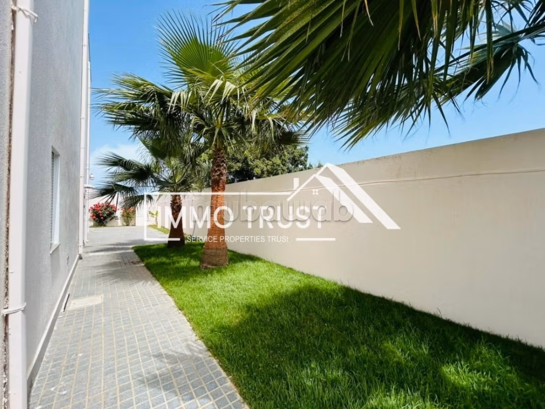 Villa S4 con giardino e piscina a La Marsa