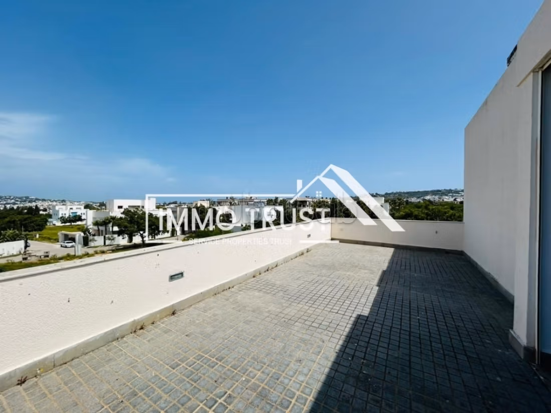 Villa S4 con giardino e piscina a La Marsa