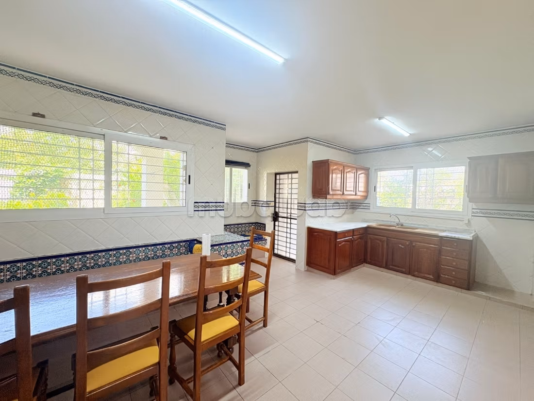 À LOUER – RDC DE VILLA S4 à El Menzah 5