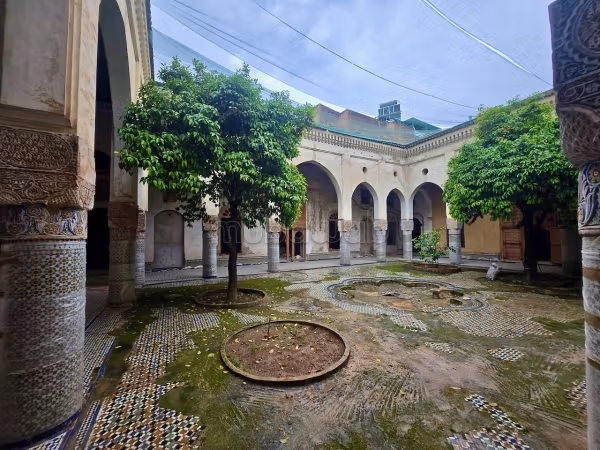 Magnificent Riad to Restore 900m2