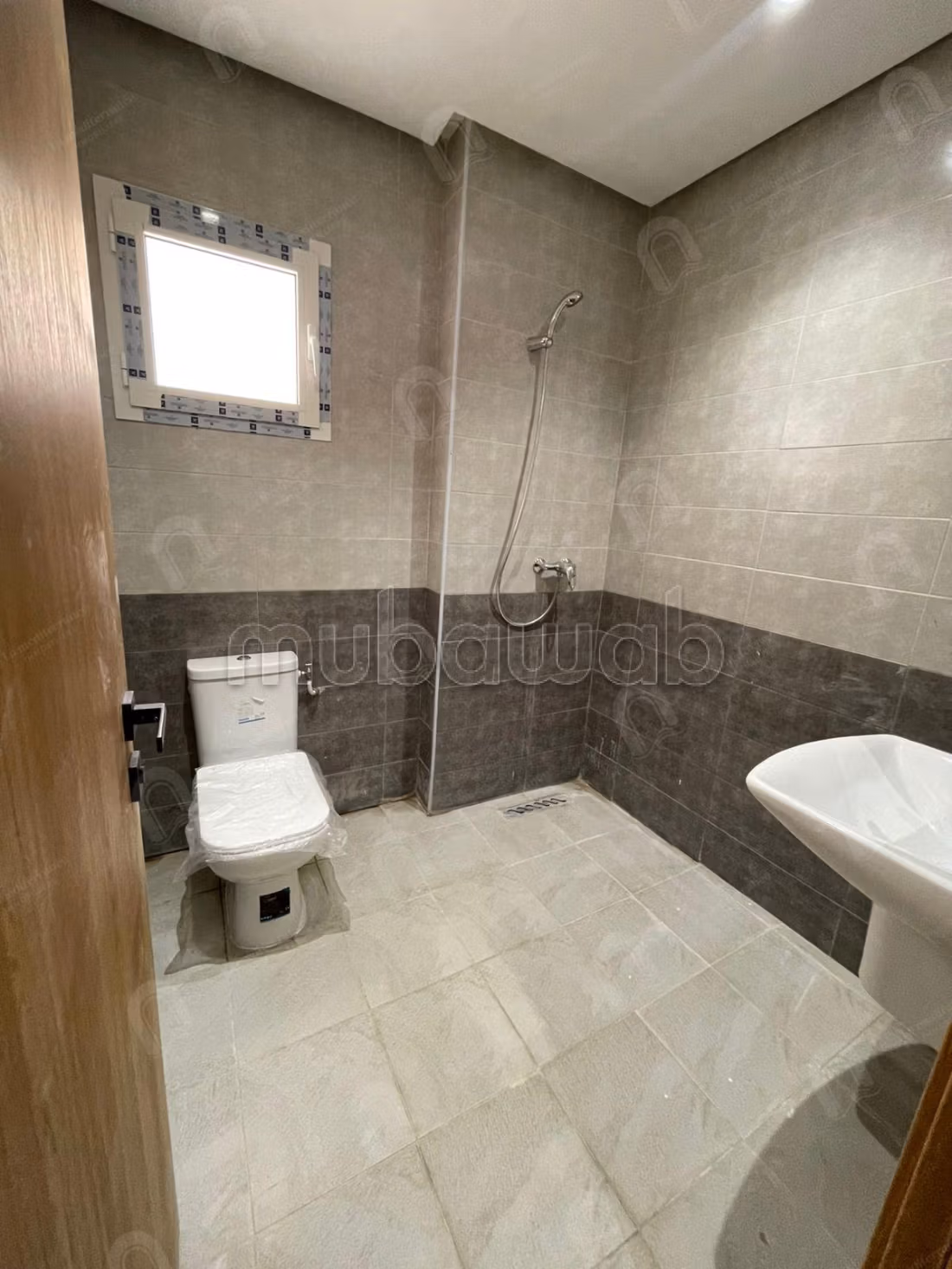 À louer un appartement s2 aux jardins d'el menzah1