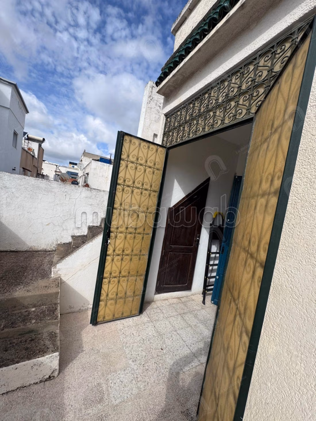 A vendre une villa 2S6 à cité Ettahrir