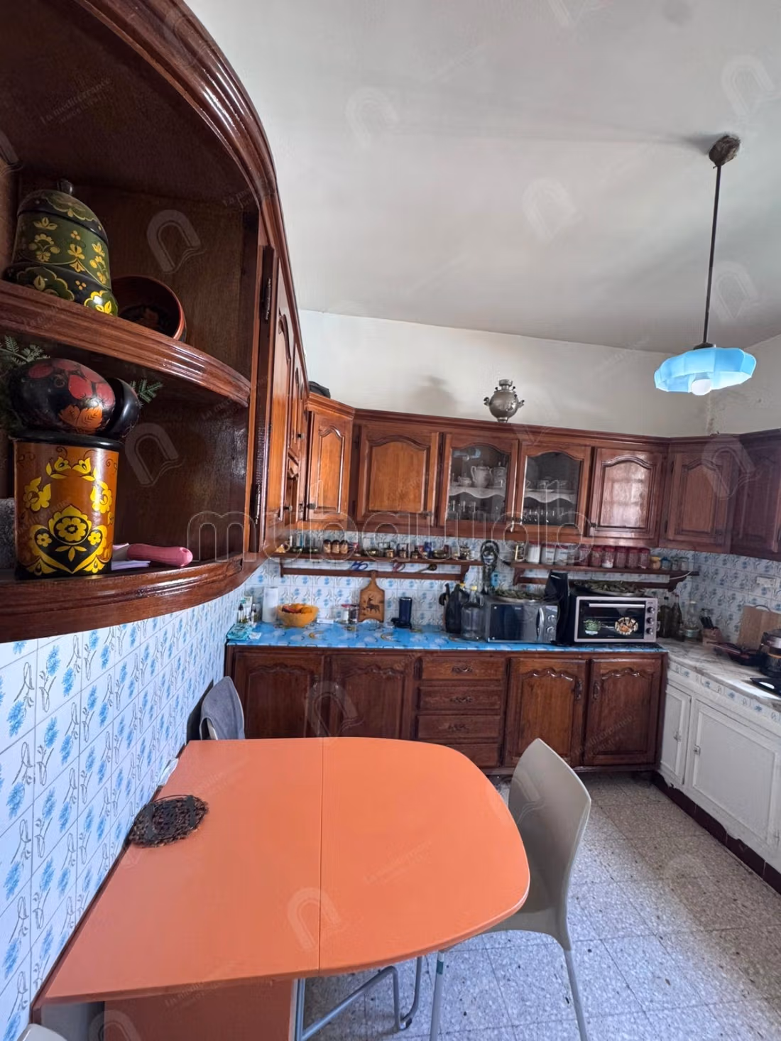 A vendre une villa 2S6 à cité Ettahrir
