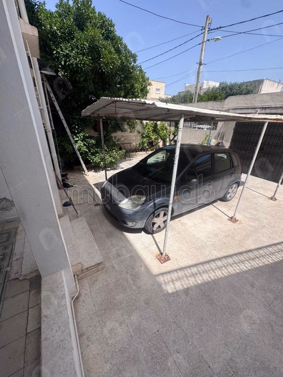 A vendre une villa 2S6 à cité Ettahrir