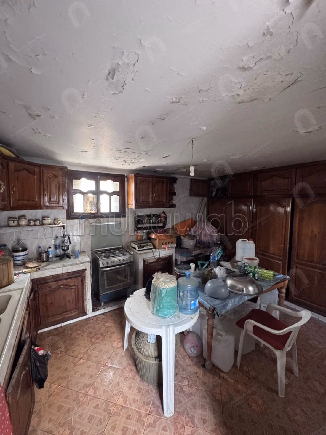 A vendre une villa 2S6 à cité Ettahrir