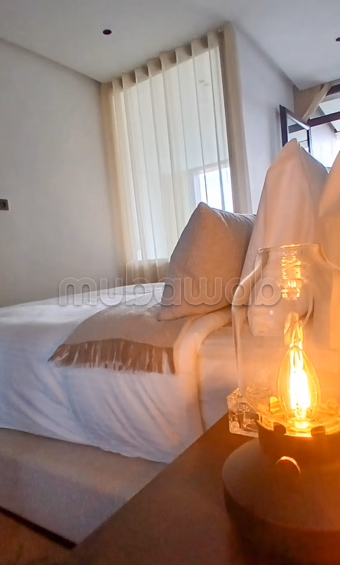 Great apartment for rent in Les princesses. 
1 room. 
Ample storage space