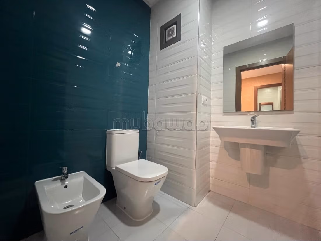 Rent an apartment in Mozart. 3 rooms. Dressing room