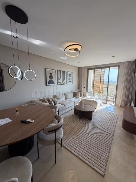 Louez cet appartement à Ain Diab Extension. 2 belles chambres. Bien meublé