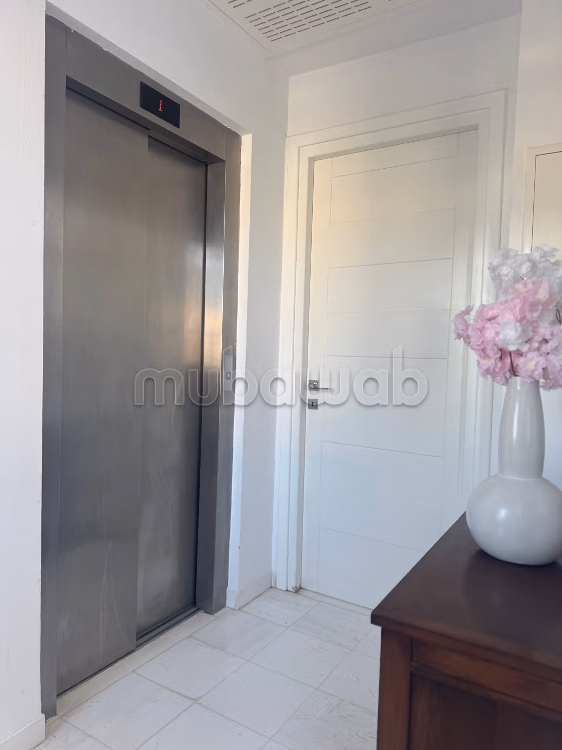 Triplex with private elevator and swimming pool