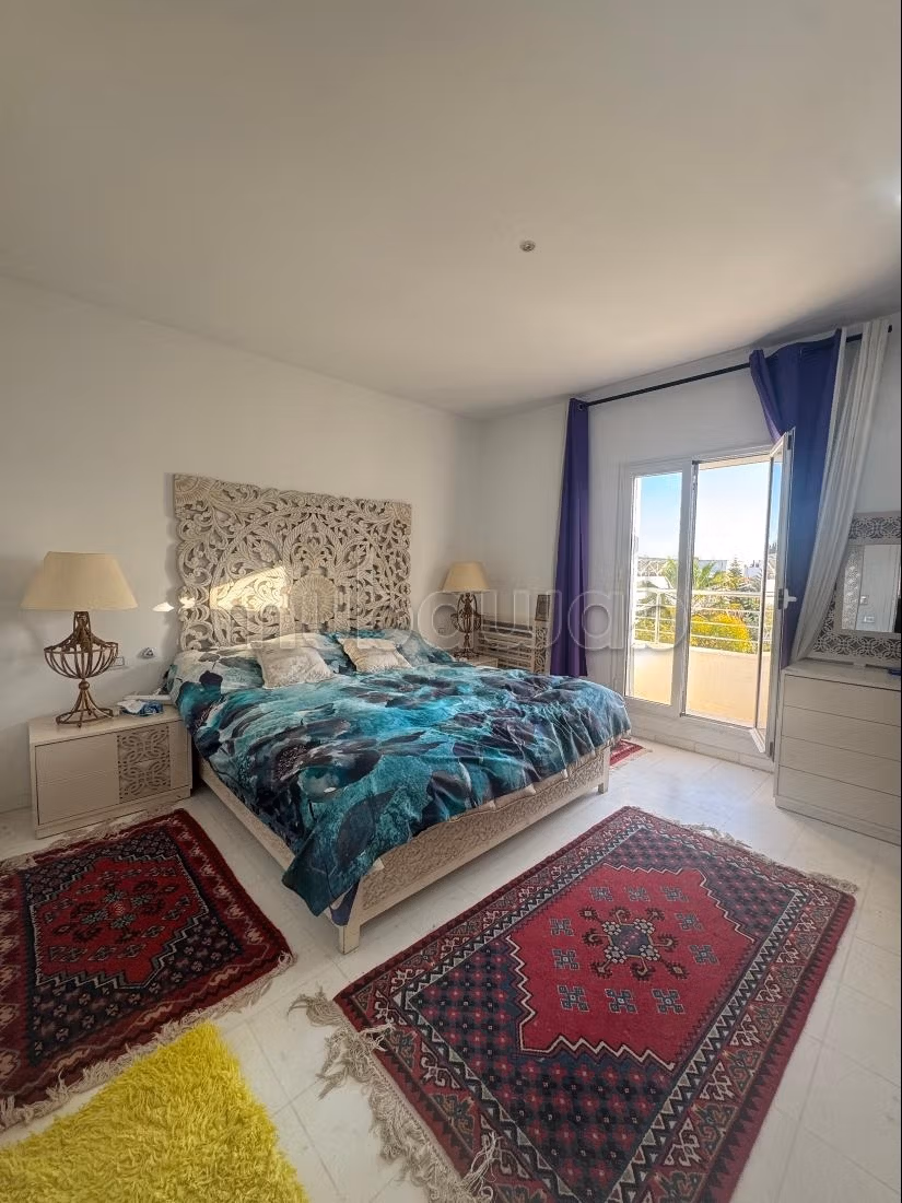 Triplex with private elevator and swimming pool