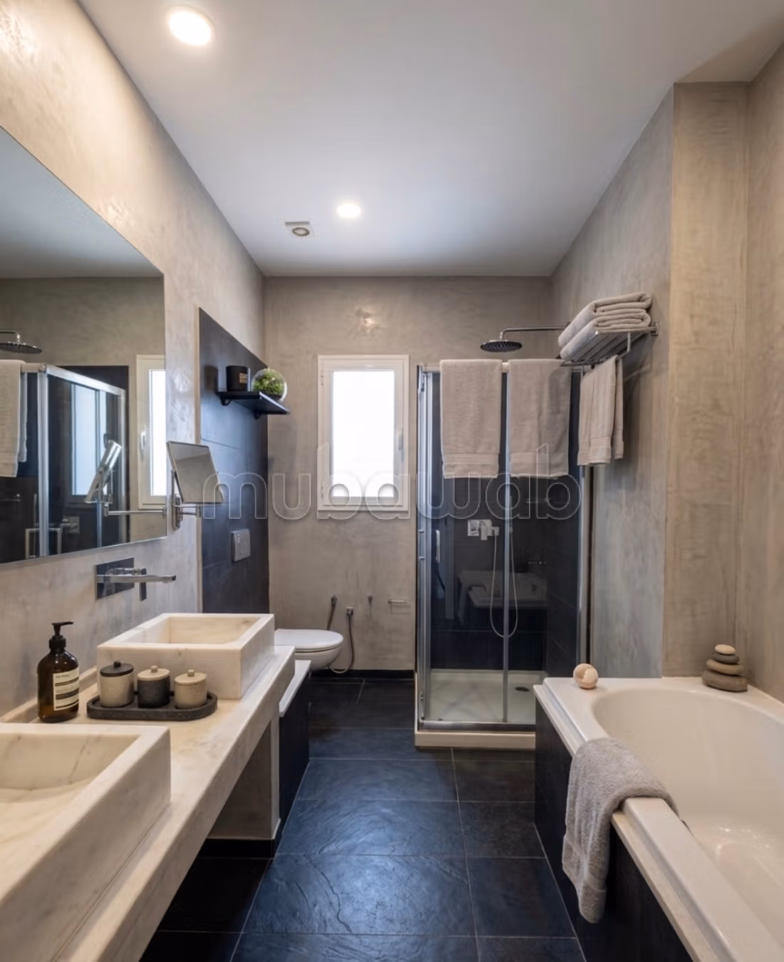 Triplex with private elevator and swimming pool