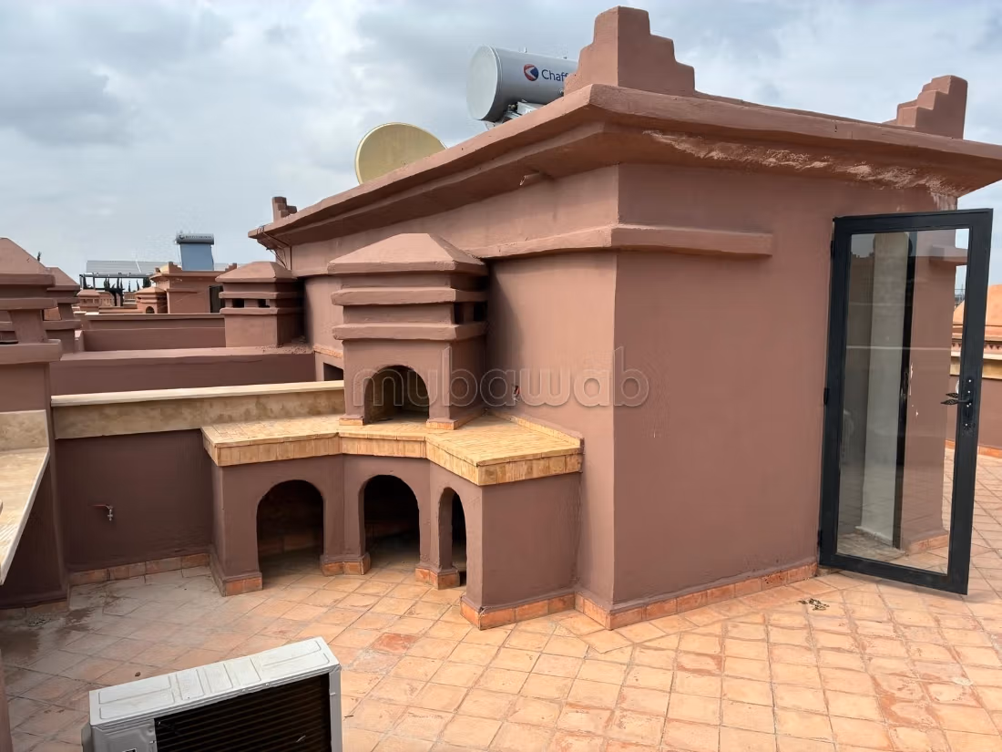 En venta casa con piscina